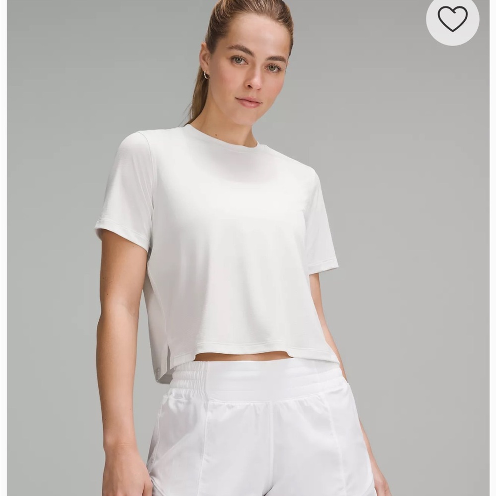 NWT White Lululemon Lightweight Training Short Sleeve 6